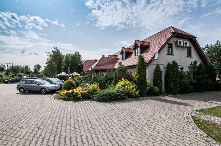 Pod Wierzba Hotel Uniejow Luaran gambar